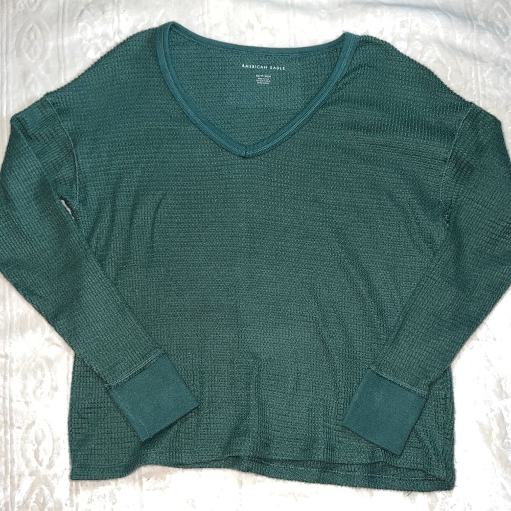 American Eagle‎ top